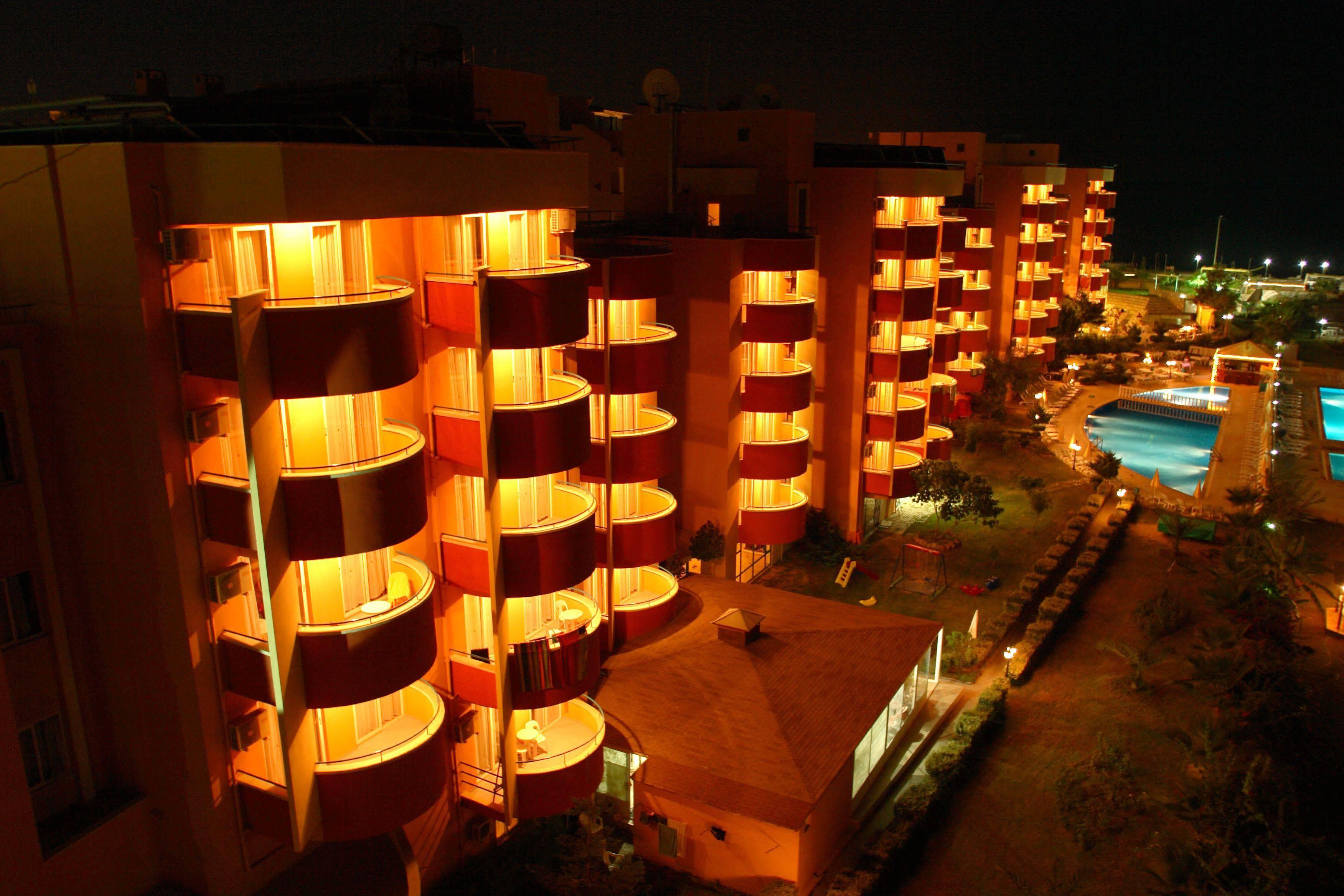 Grand Uysal Beach & Spa Hotel Alanya Exterior foto